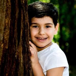 Meet your Posher, Pally